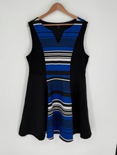 Torrid Women’s Plus Size 2 Knee Length Party Dress Stretch Sleeveless Lined F1