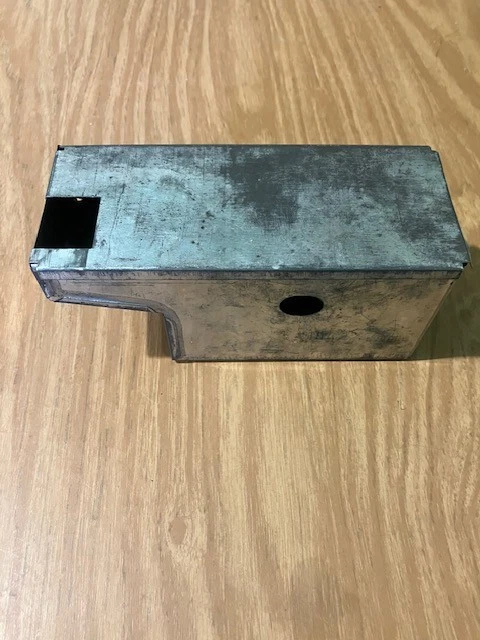Fichier imprimante 3D gratuit Porte bobine machine a coudre · Cults