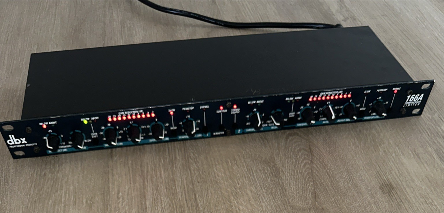 DBX 166A 2 Channel Compressor & Limiter Dynamic Range Rack Processor