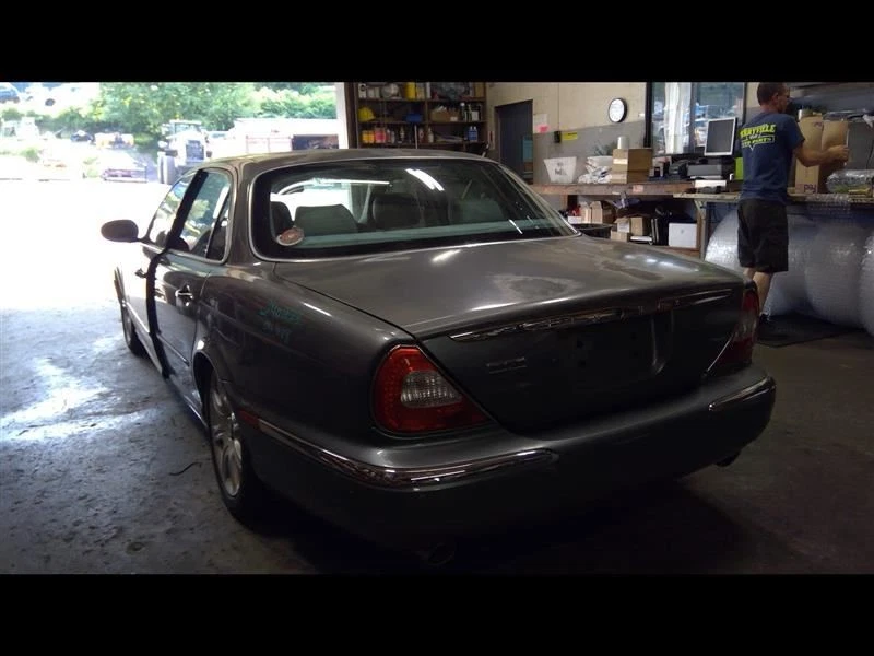 Правый рычаг стеклоочистителя 2004 2005 2006 2007 XJ8 1396577 - Изображение 4 из 4