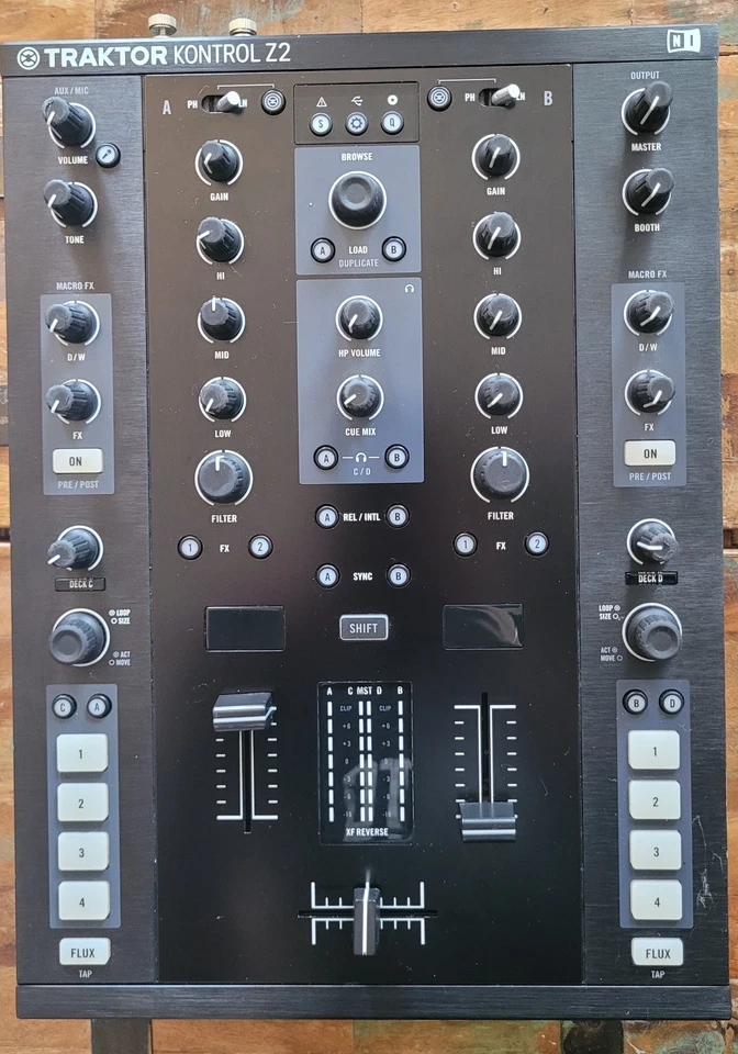 DJ-Mixer TRAKTOR KONTROL Z2  + ZOMO FLIGHTCASE + SOFTWARE + DVS + TIMECODE LP+CD - Bild 3 von 4