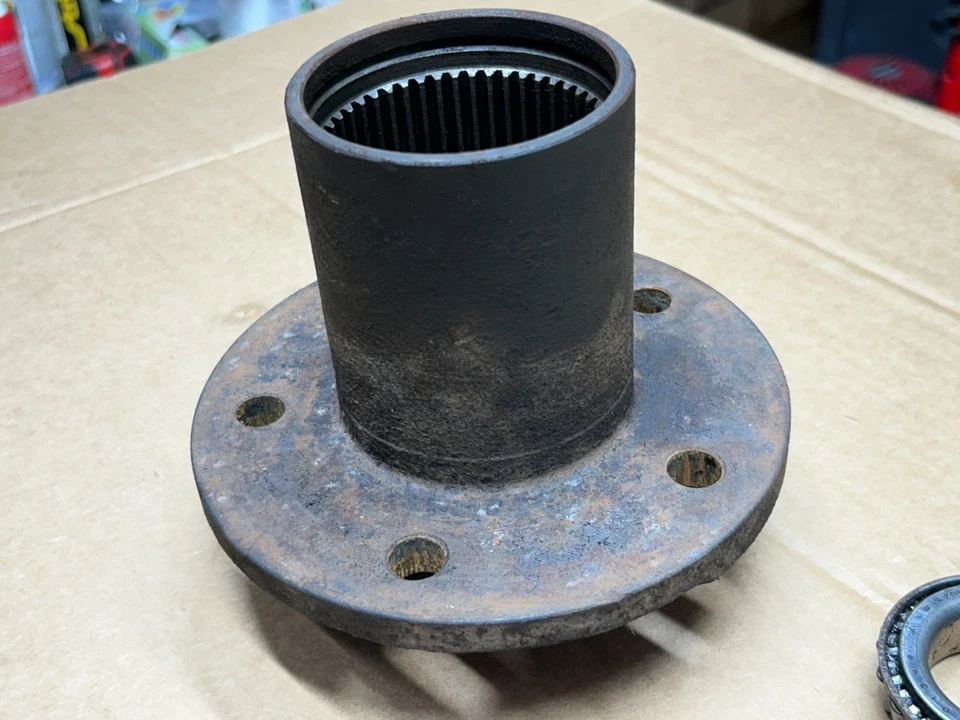 1980-1993 Dodge W-150 - 4x4 Dana 44 Front Wheel Hub 5 Lug 5 x 5.5 Bolt Pattern - Image 4 of 4