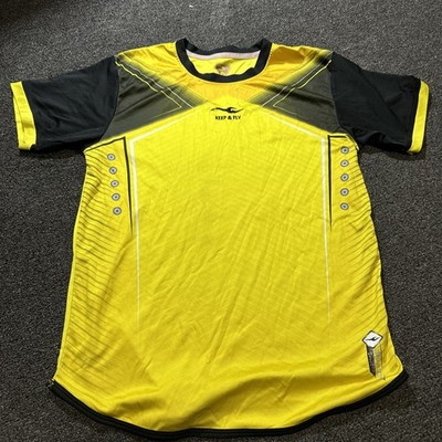 Keep & Fly Girls Size Medium Yellow Athletic Soccer T-Shirt 