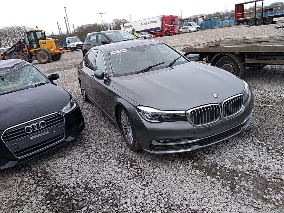  7 SERIES WING LINER SPLASH GUARD G11/G12 Front RightPART NUMBER 7340194  (*) BM - Image 4 of 4