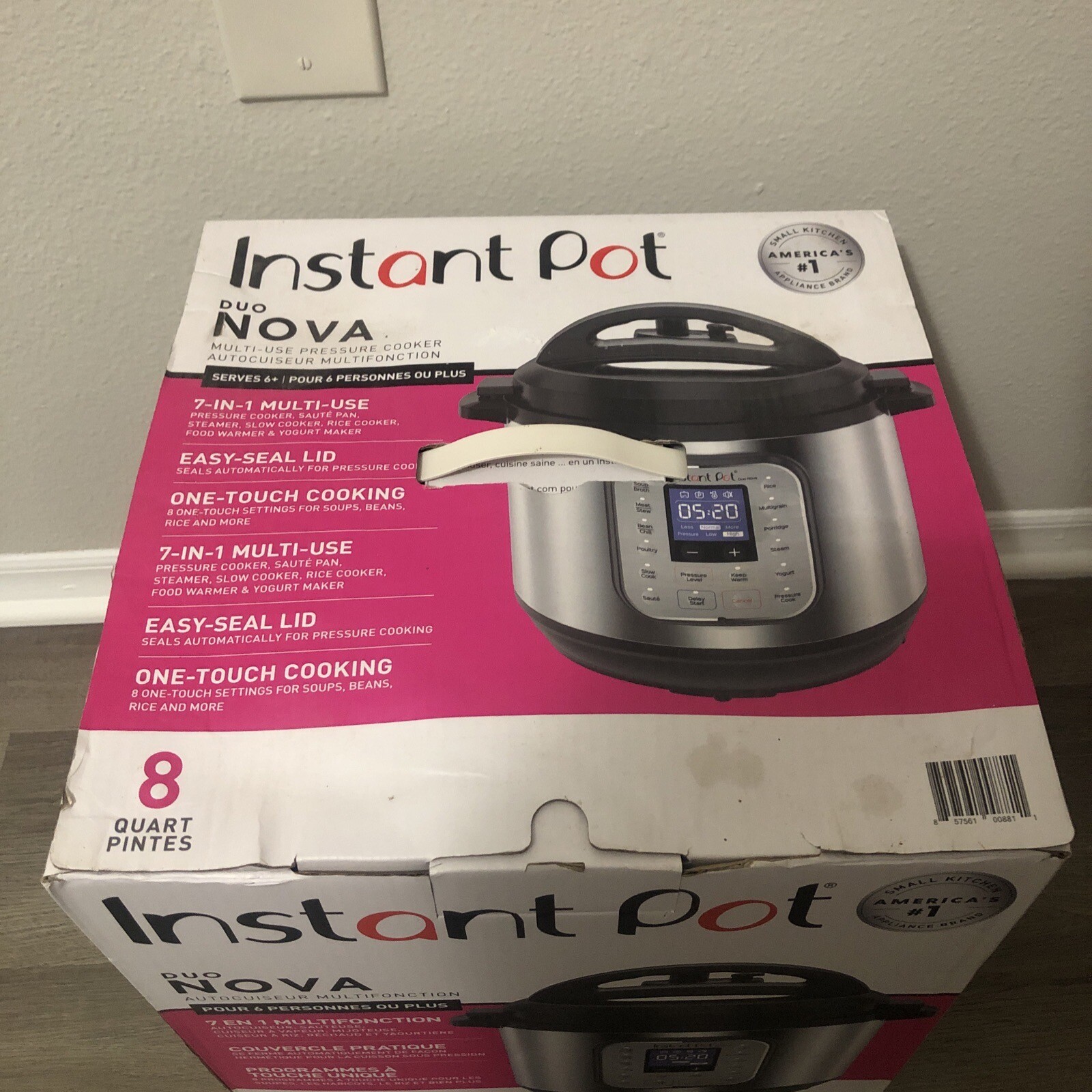 Instant Pot Duo 7-in-1  8 Quart Multi Use Pressure Cooker - Stainless/Black NEW