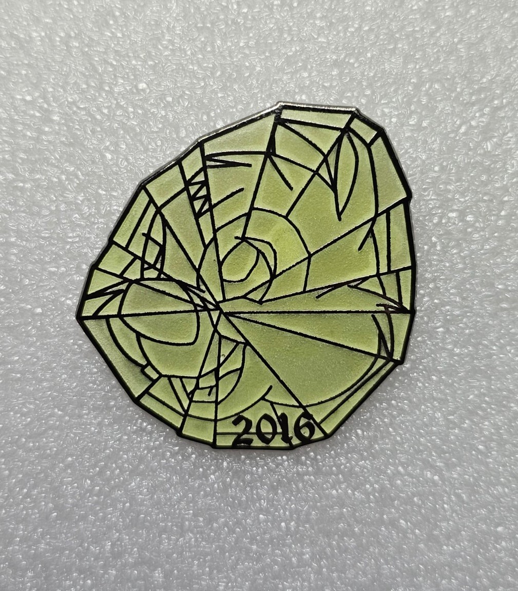 Disney Pin 117791  MNSSHP 2016 - Spider Web Glow in the Dark Mystery Dale