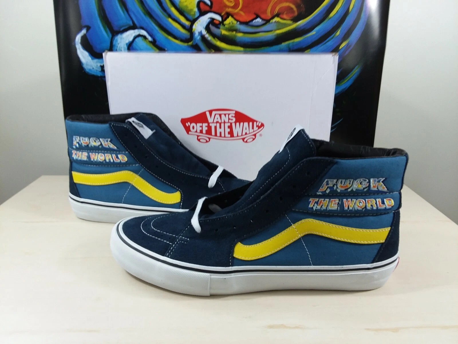 Vans Sk8 hi Pro X Supreme « FTW » True Navy F**k The World s'expédie RAPIDEMENT !