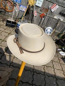 100x cowboy hat resistol