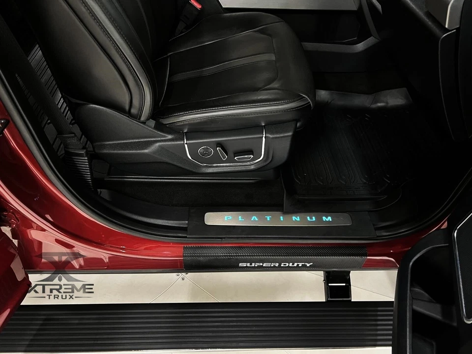 Juego de cubiertas de umbral de puerta iluminadas LED platino platino para Ford F250 F350 17-22 Foto 3 de 4