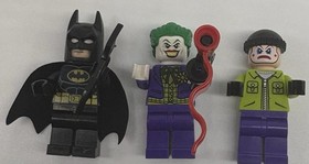 LEGO DC Comics Super Heroes: Batwing Battle over Gotham City (6863) Complete