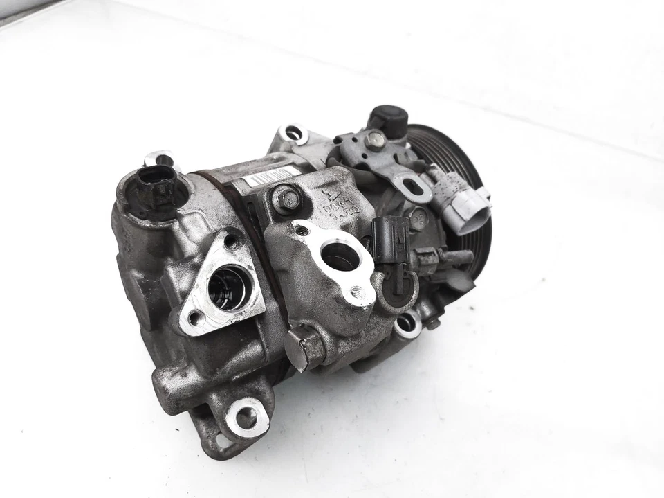 2013-2018 Lexus Es350 3.5L At Fwd Ac Air Compressor Pump + Clutch 88320-06190 - Image 4 of 4