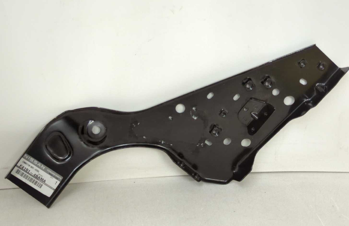 New OEM Genuine Nissan LH Hoodledge Connector 2014-2020 Rogue