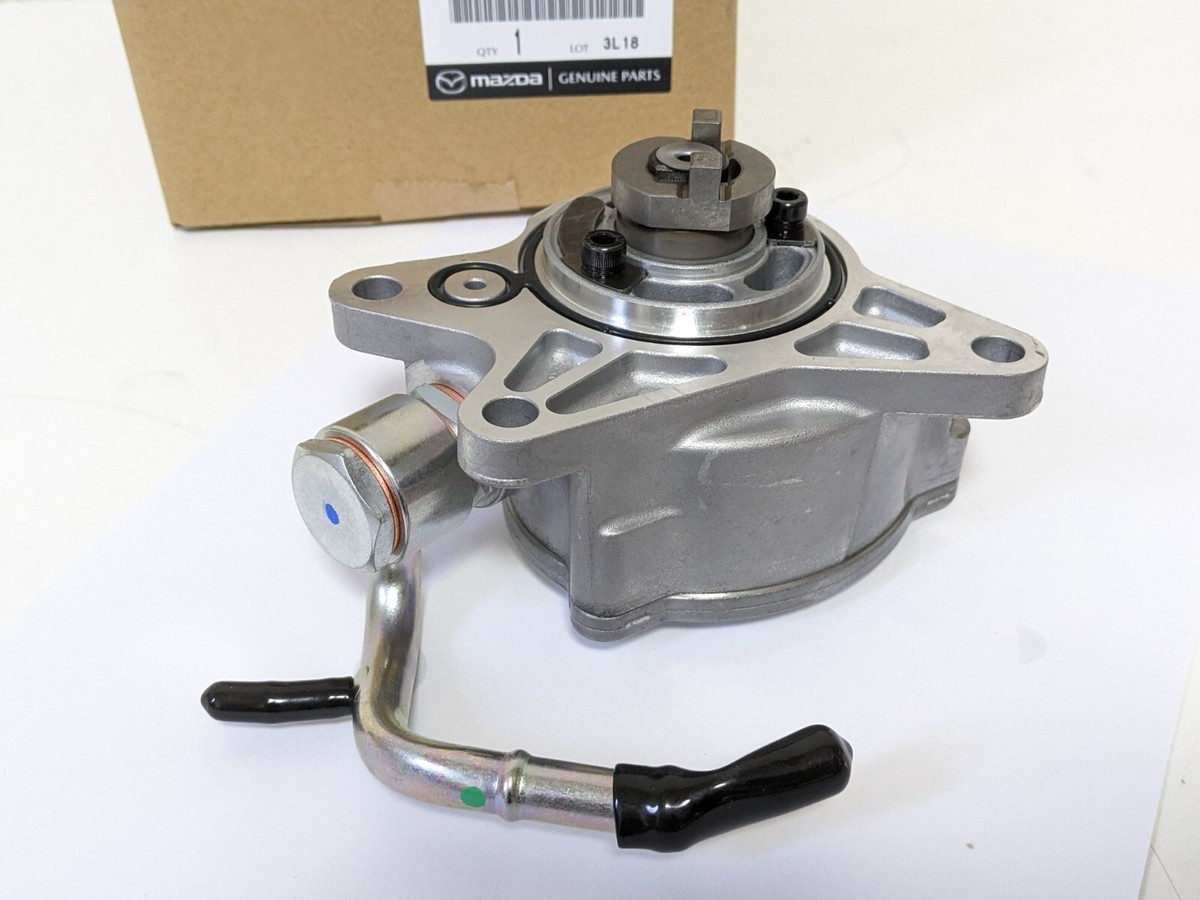 SH15-18-G00A Mazda Genuine Vacuum Pump - Mazda6 GJ CX-5 3 2.2