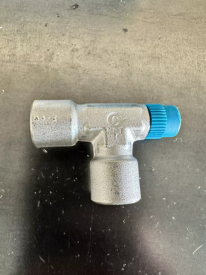SS-2-ST Swagelok 316 SS Street Tee Pipe Fitting