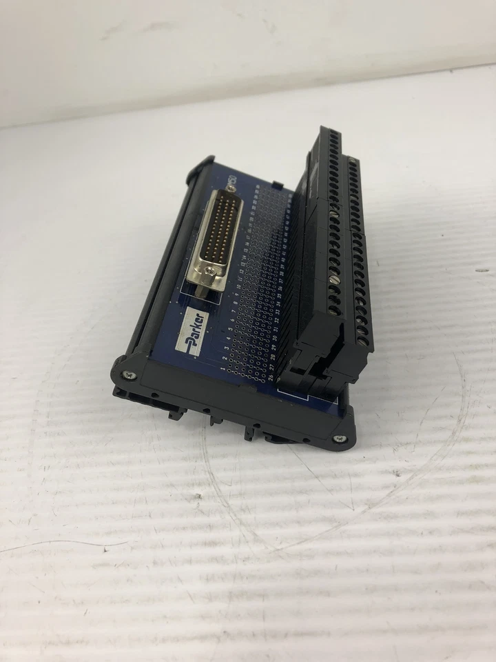 Parker GEM-VM50 Gemini 50-Pin Screw-Terminal Breakout Board - Image 3 of 4