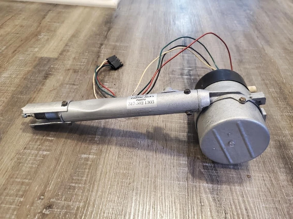 Cadillac Seville 1976 antena eléctrica reconstruida estándar Foto 2 de 4