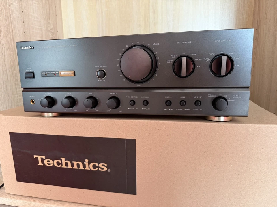 Amplificateur TECHNICS SU-VX920  en parfait état - Photo 1/4