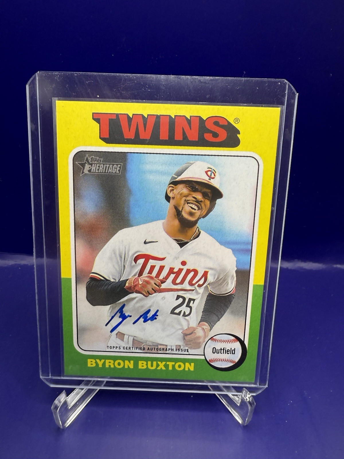 2024 Topps Heritage Real One Autograph Byron Buxton #ROA-BBU