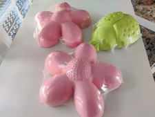 IKEA Smila Blomma Pink Flower (2) AND Smila Bagge Green Lamps (1) - 3 Items
