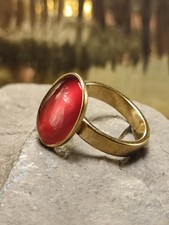 Damen Ring Gr 53 in Gold dezent auffallend Dunkelrot sehr elegant Vampir Queen