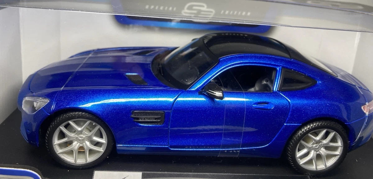 Maisto Mercedes-Benz 1:18 Scale Diecast Cars, Trucks & Vans for