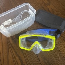 SCUBAPRO CRYSTAL VU PLUS DIVE MASK BLACK/ Blue / YELLOW  With Box