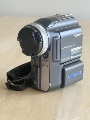 Mint + Sony DCR-PC300 Handycam Mini DV Digital Video Camera