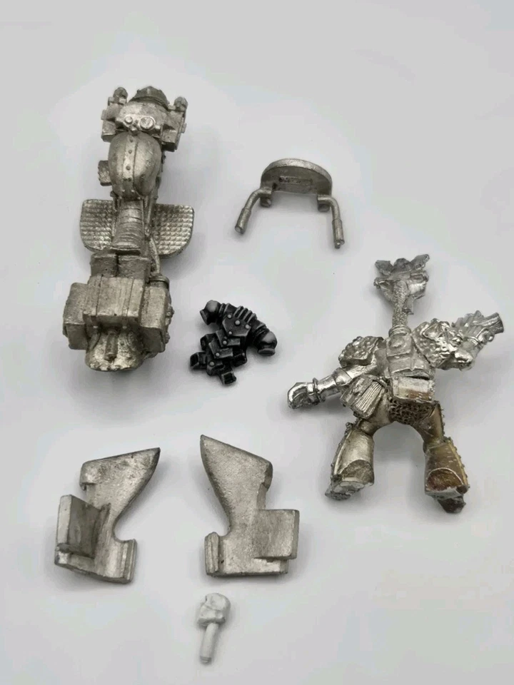 Warhammer 40k Rogue Trader Era Classic Metal Space Marine Chaplain Biker OOP - Image 3 of 3