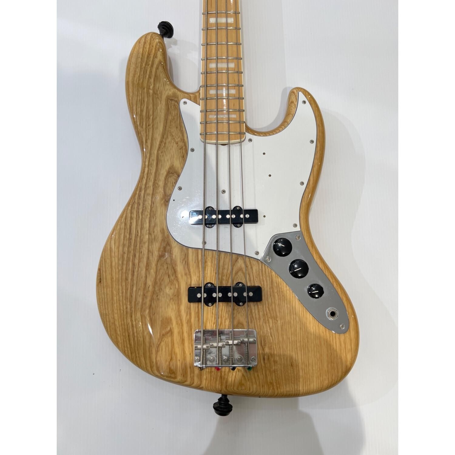 Fender Traditional 70s Jazz Bass MIJ Electric Bass Guitar 4-String 2018