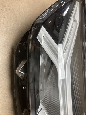 DACIA SANDERO MK3 2021-24 GENUINE RIGHT SIDE HEADLIGHT 260104948R 