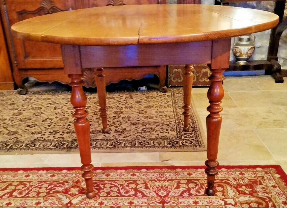 Table avec deux rabats en merisier blond fin 19ème - Photo 2/4