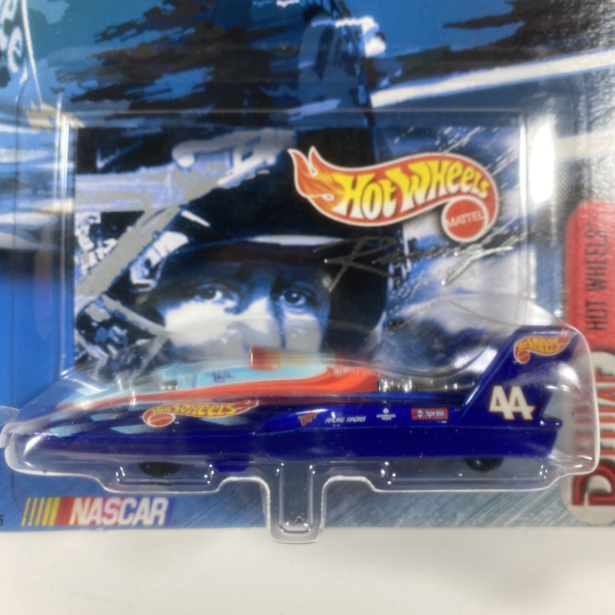 ホットウィール　NASCAR　TRANSPORTER Hot Wheels NASCAR Transporter | CollectiblesAndMoreInStore