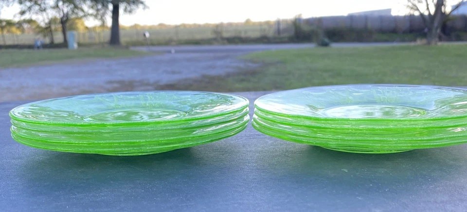 Vintage Cameo Ballerina Green Glass 6” Dessert /Sherbet Plates ~Set Of 8~ - Image 4 of 4