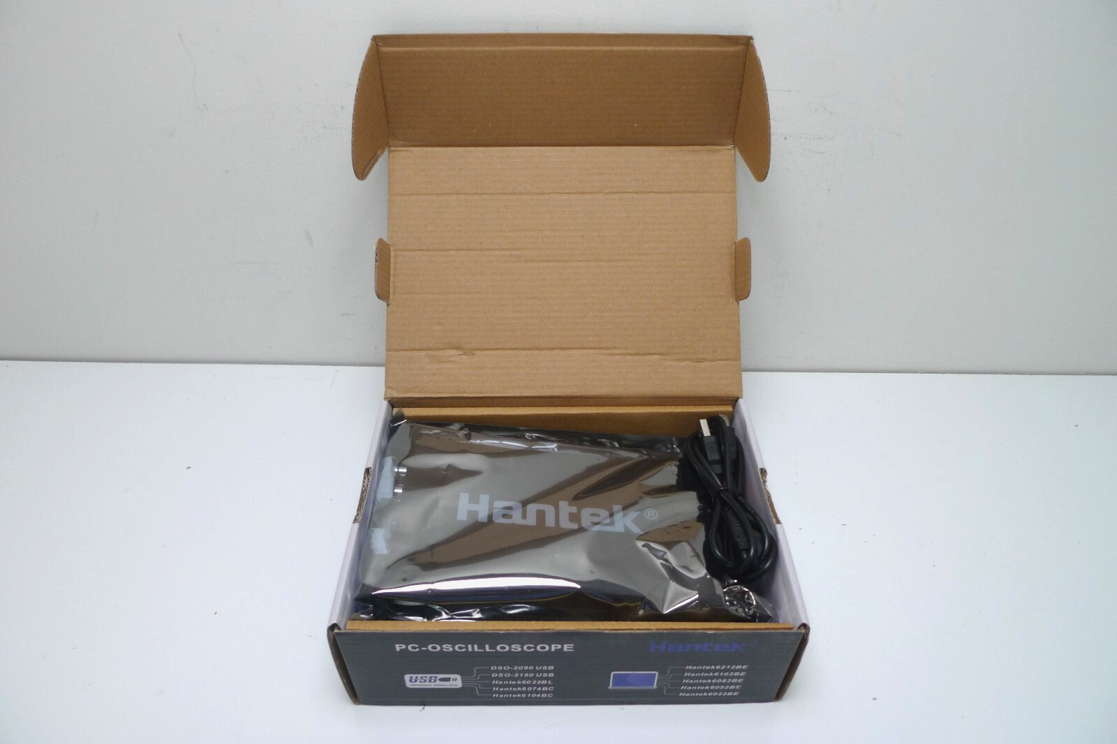 Hantek 6022BE PC-Oscilloscope w/ Cables & USB Interface