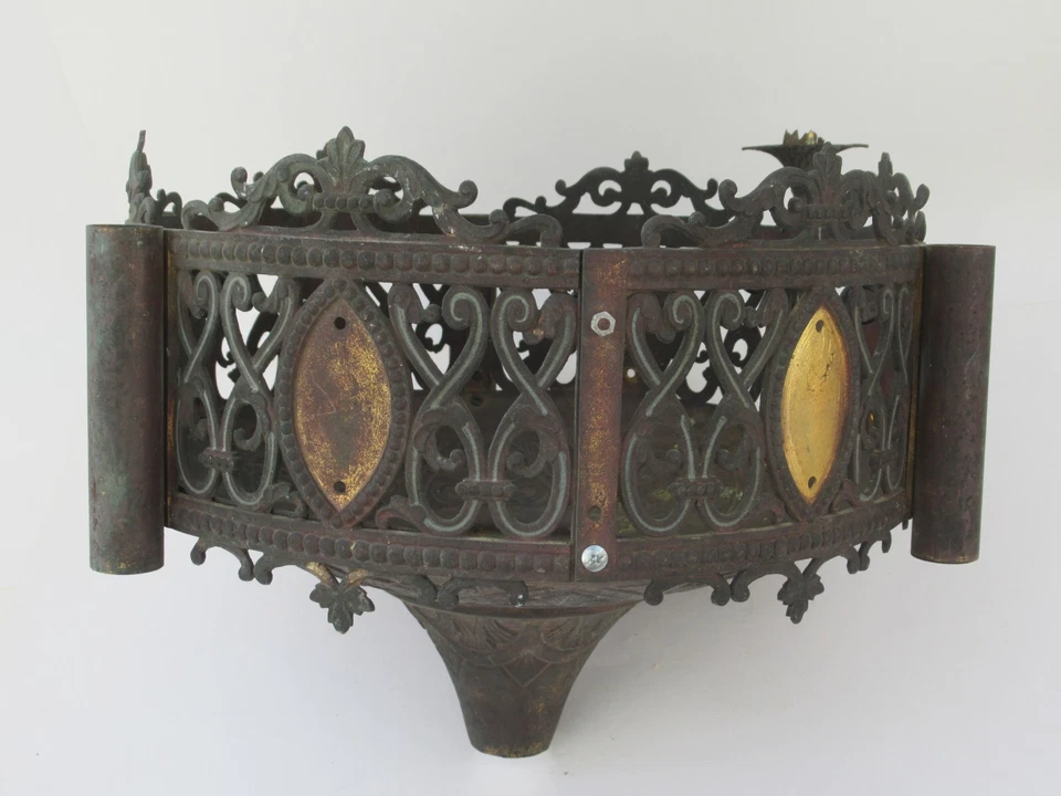 Armature  de lustre d'église en bronze à 6 feux , incomplète , XIXème siècle - Photo 4/4