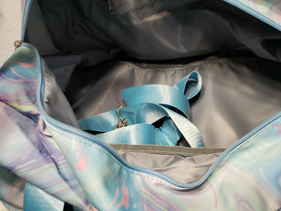 Bolso de Noche Bebé Azul Púrpura Nuevo 20" Largo 12 Ancho 12 Alto. Correa para el hombro/... Foto 3 de 4