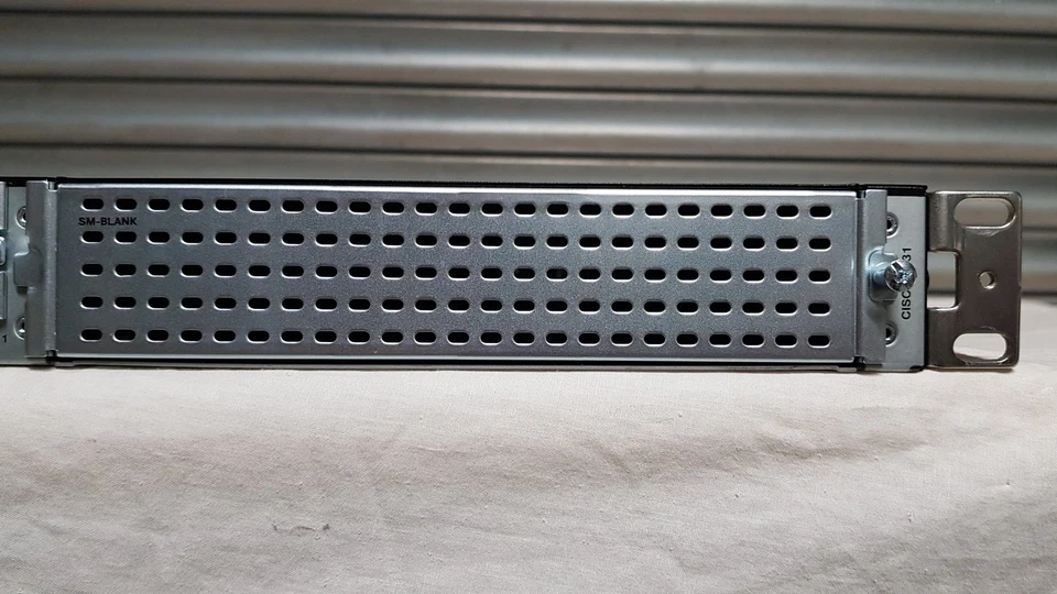 Cisco ISR4331/K9 V05 Integrated Service Router with Rack Ears ONLY - Image 3 of 4