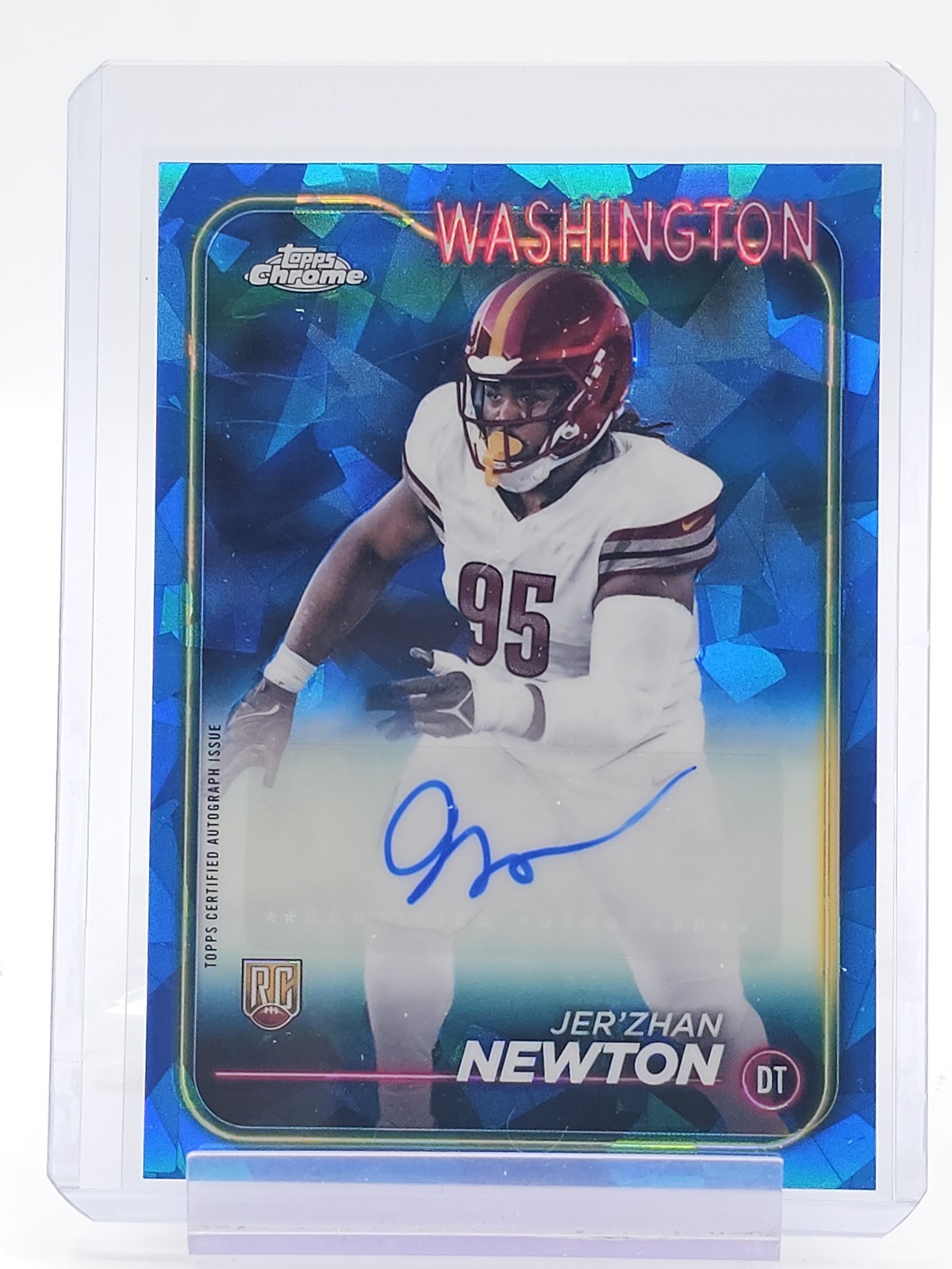 Jer'Zhan Newton Topps Chrome Sapphire Rookie Autographs #RAJNE Base