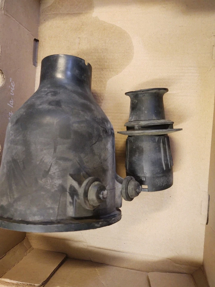 Ford F150 2004-2005 4,6 L OEM filtro de aire limpiador caja carcasa cubierta mitad con ojal Foto 2 de 4