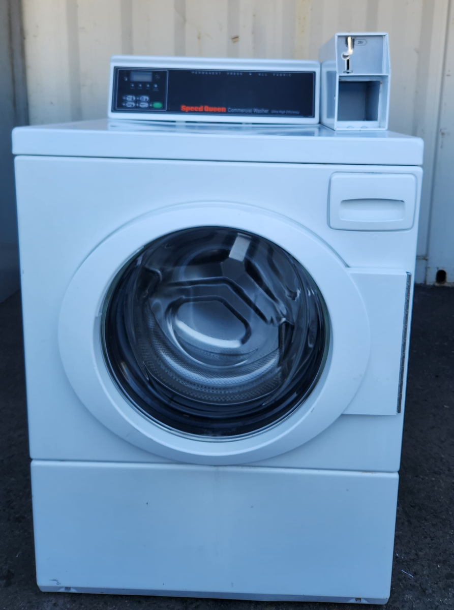 SPEED QUEEN COIN-OP FRONT LOAD WASHER MODEL SFNCXRSP111TW02 SN