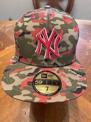 New York Yankees Hat Fitted 7 Green Red Camo MLB Baseball  display picture 1