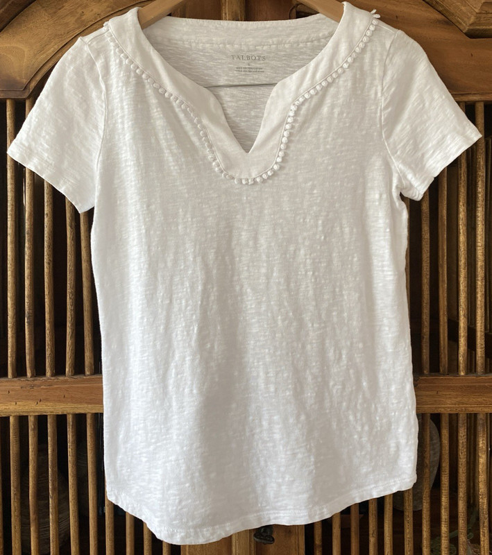 TALBOTS White Split Neck Short Sleeve Tee w/ Dot Bobble Trim Sz Small