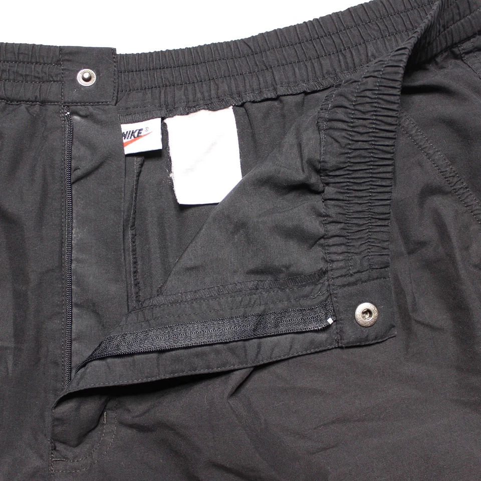 Vintage Nike Women’s Black Nylon Shorts XL Swim Running Zip Pocket 90s Y2K - Image 3 of 4
