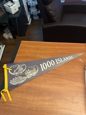 1960's Rare VINTAGE Pennant Felt 26 inch 1000 Islands Devil 's Oven
