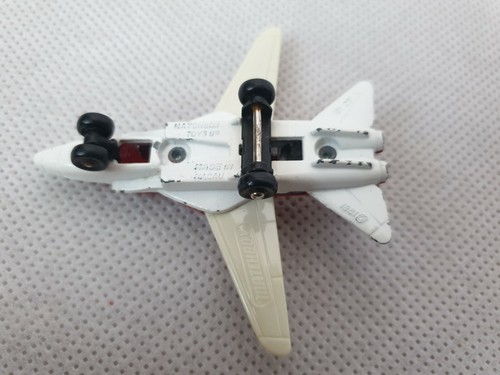 VINTAGE MATCHBOX SERIES 75, No.27 SWING WING RED & WHITE PLANE 1981 - Picture 9 of 12