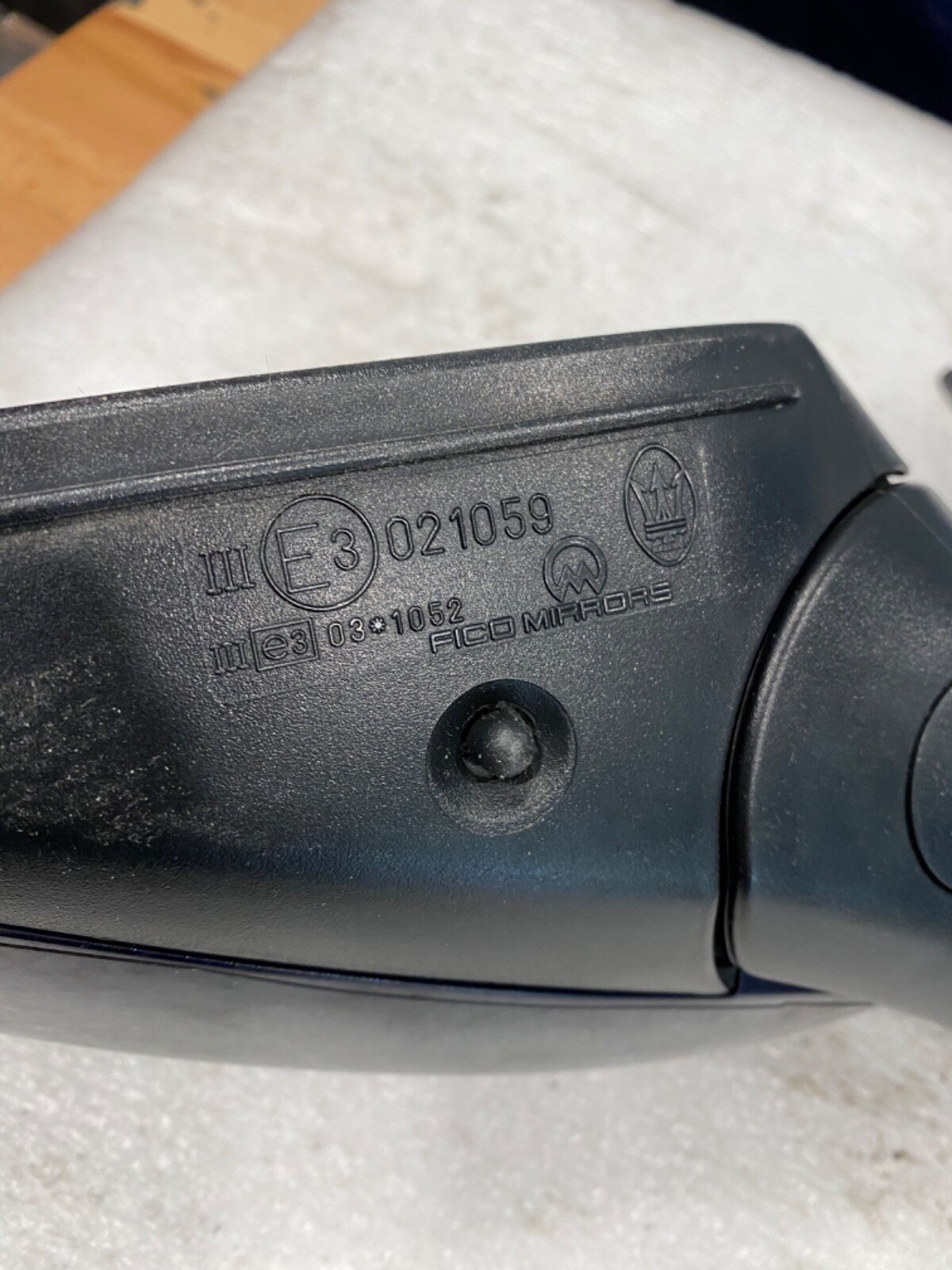 2008 2009 2010 2011 2012 Maserati GranTurismo driver Left Side View Mirror