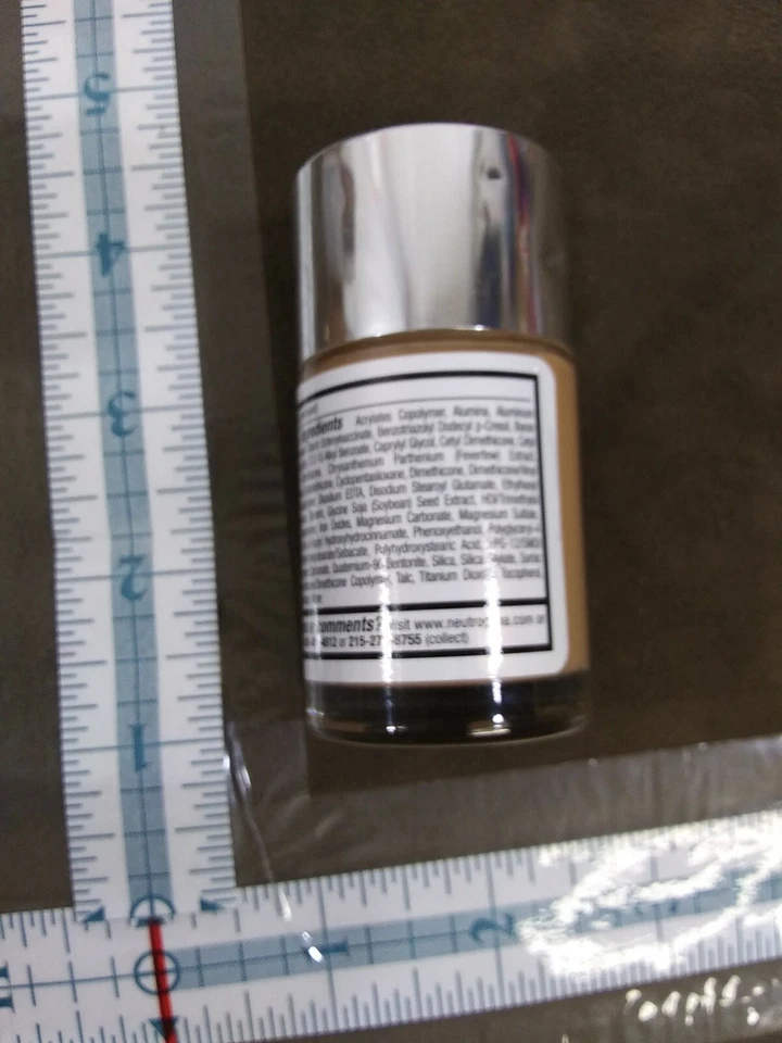 Neutrogena Healthy Skin Liquid Makeup 85 honey - Image 4 of 4