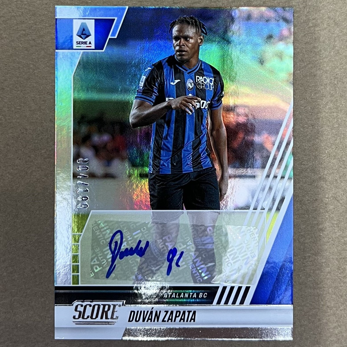 22-23 Panini Score SERIE A Atalanta Duvan Zapata Auto Score