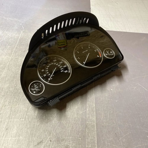 BMW 5er20d F11 mph/kmh Tacho Kombiinstrument Instrumententafel 9280485 -01