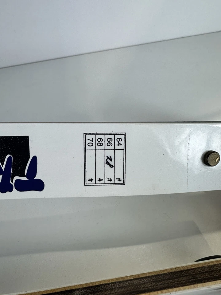 Win&Win Trigger Recurve Bow Limbs, 66” 28lbs - Image 4 of 4